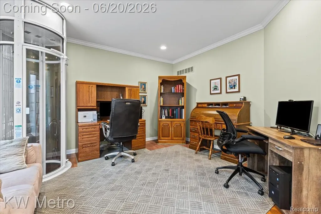49145 White Mill Drive Shelby Charter Township MI 48317