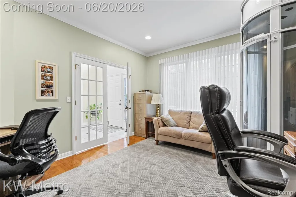 49145 White Mill Drive Shelby Charter Township MI 48317