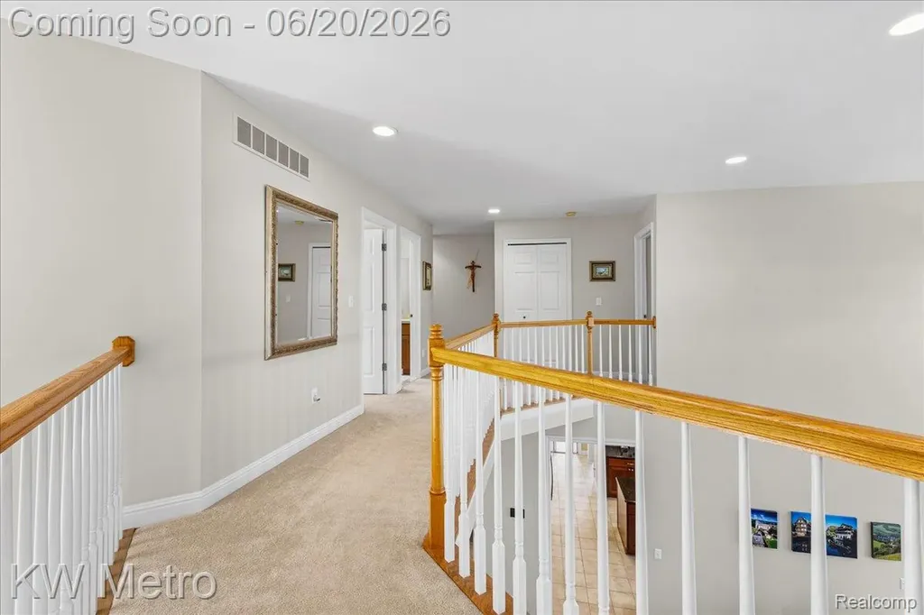 49145 White Mill Drive Shelby Charter Township MI 48317