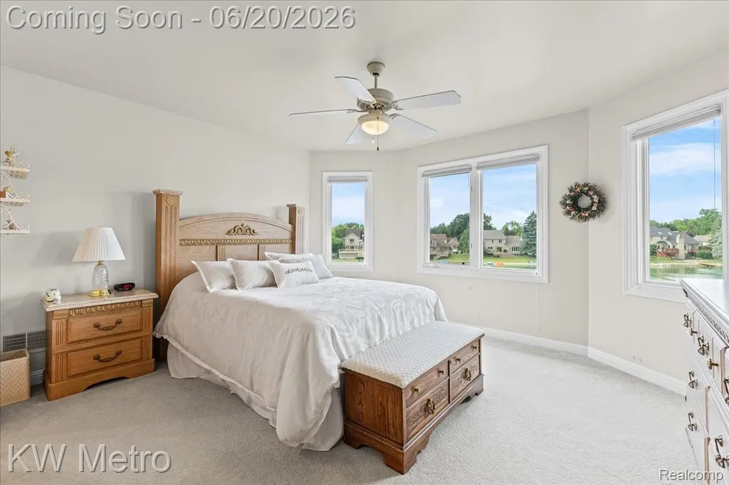 49145 White Mill Drive Shelby Charter Township MI 48317