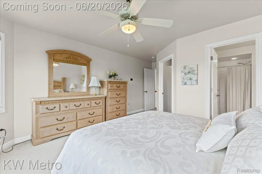 49145 White Mill Drive Shelby Charter Township MI 48317