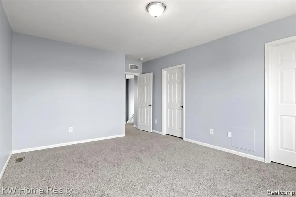 7637 Woodward Avenue Detroit City MI 48202