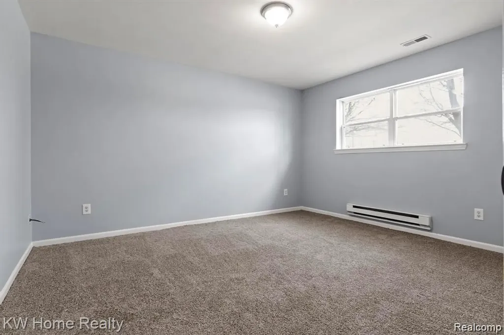 7637 Woodward Avenue Detroit City MI 48202
