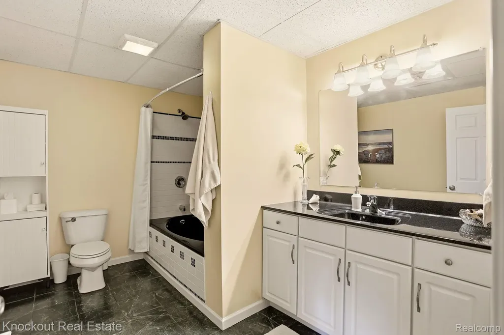373 Block Street Frankenmuth City MI 48734