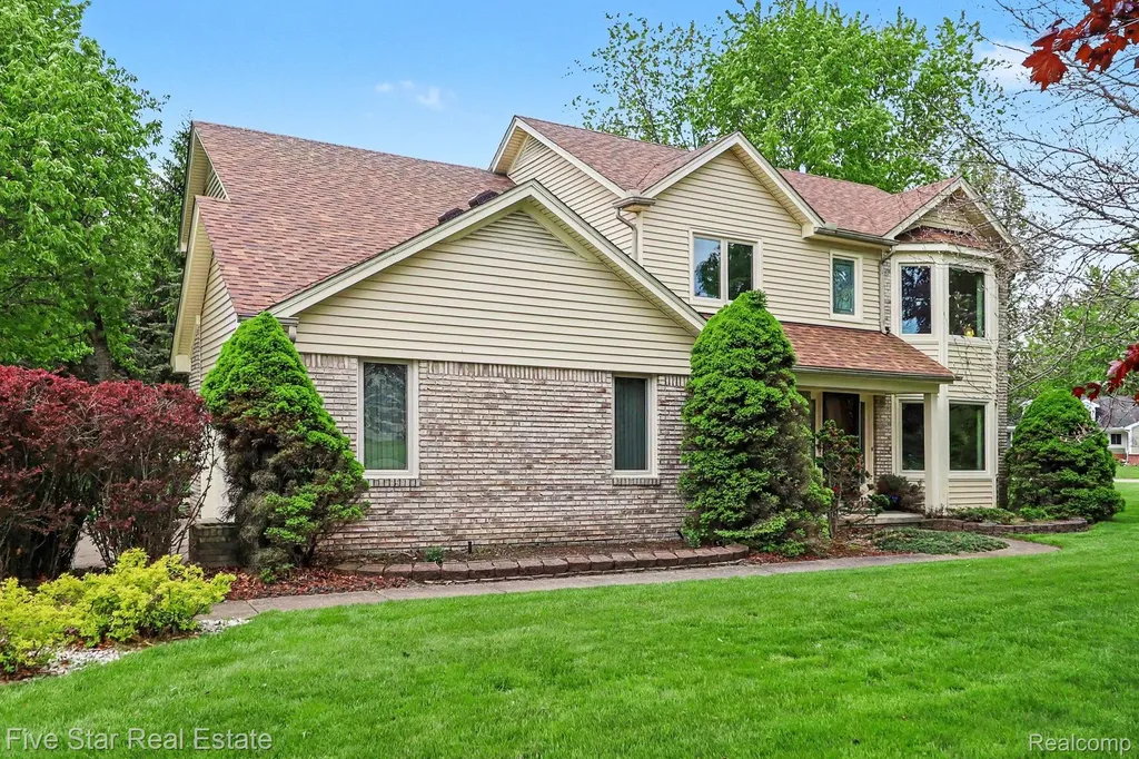 10100 Abrams Fork Brighton Township MI 48114