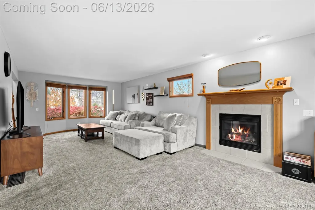 1044 Lincoln Drive Brighton City MI 48116
