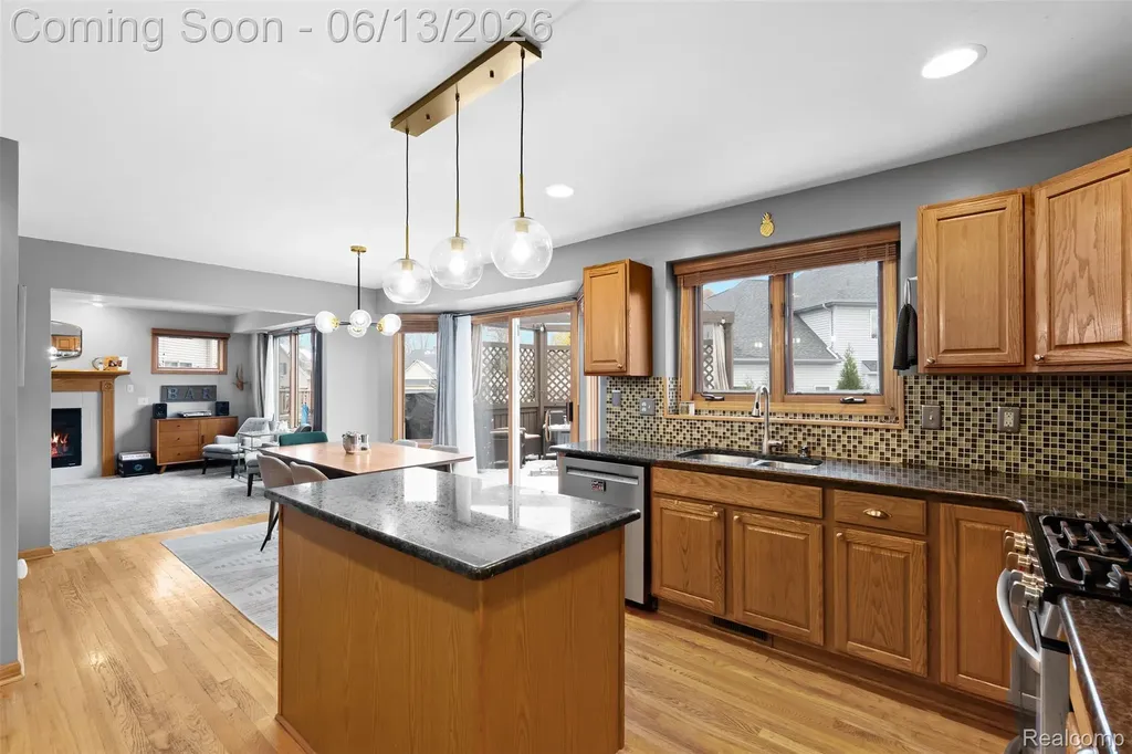 1044 Lincoln Drive Brighton City MI 48116