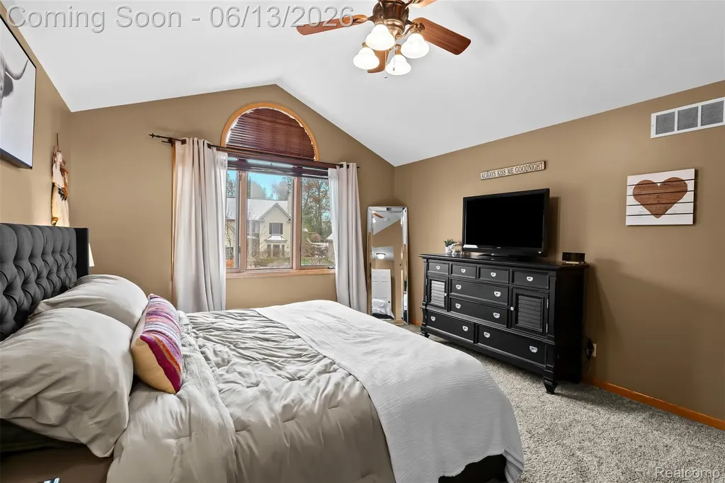 1044 Lincoln Drive Brighton City MI 48116
