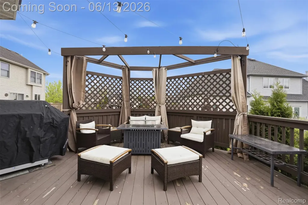 1044 Lincoln Drive Brighton City MI 48116