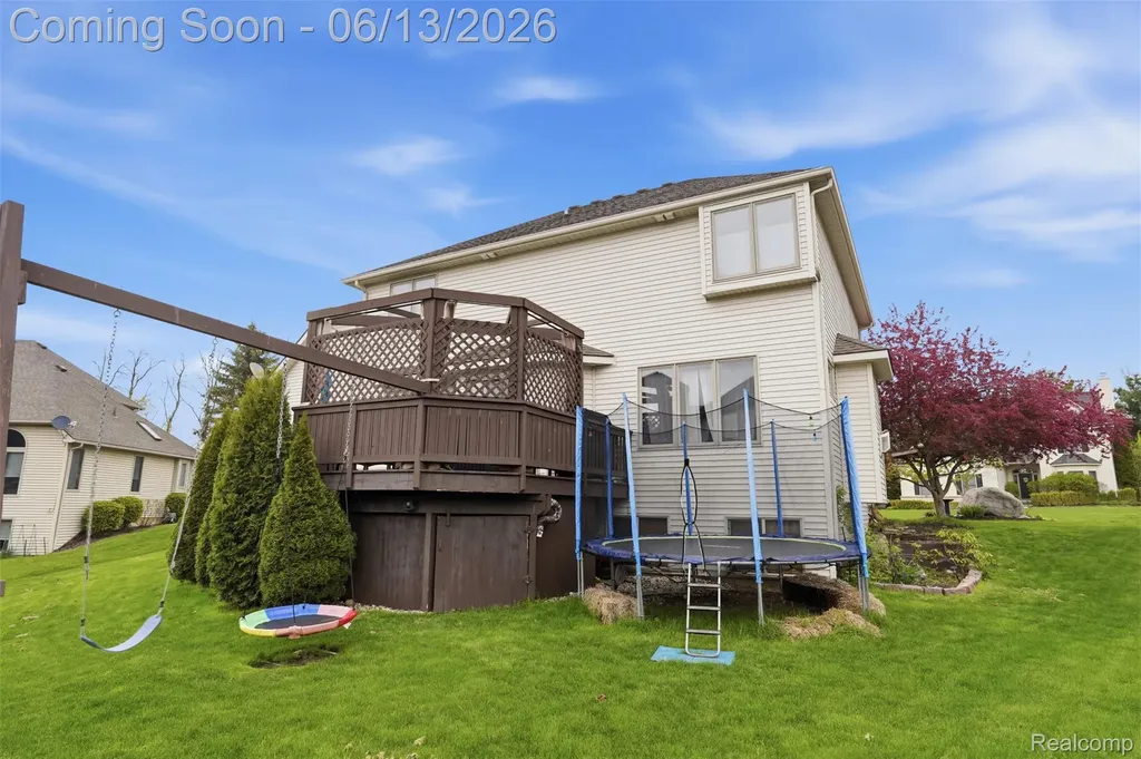 1044 Lincoln Drive Brighton City MI 48116