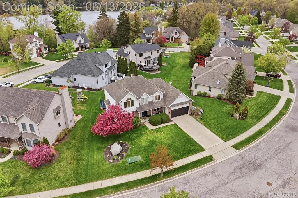 1044 Lincoln Drive Brighton City MI 48116