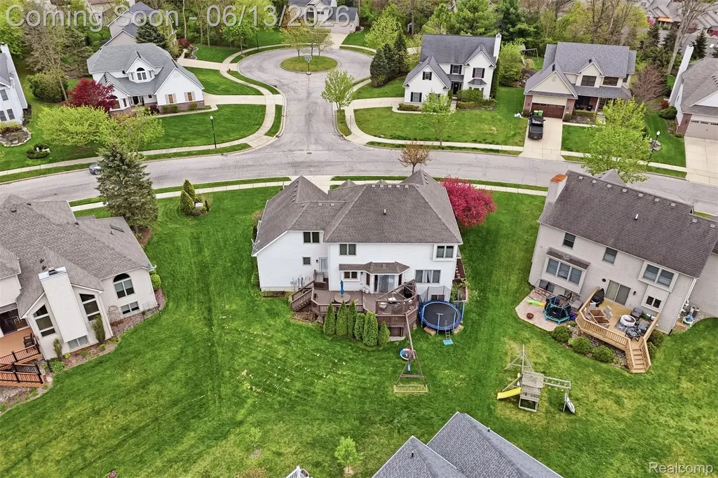 1044 Lincoln Drive Brighton City MI 48116