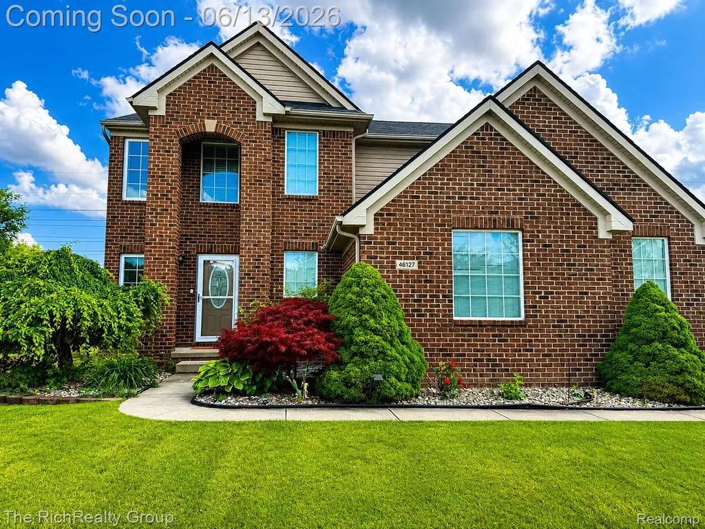 46127 Ashton Woods Court Canton Charter Township MI 48187