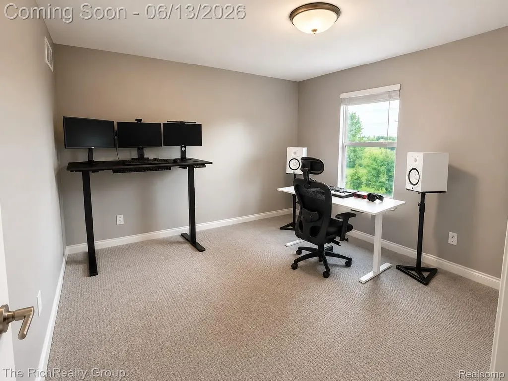 46127 Ashton Woods Court Canton Charter Township MI 48187