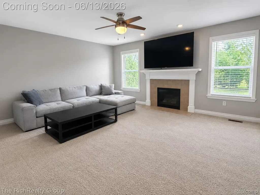 46127 Ashton Woods Court Canton Charter Township MI 48187