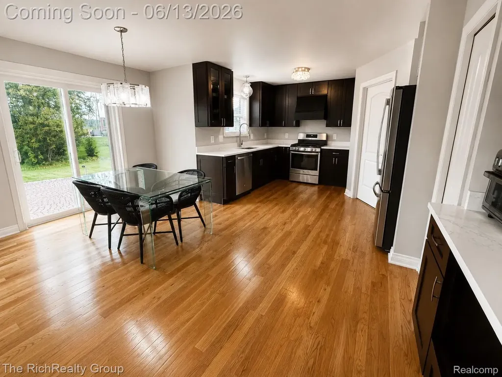 46127 Ashton Woods Court Canton Charter Township MI 48187