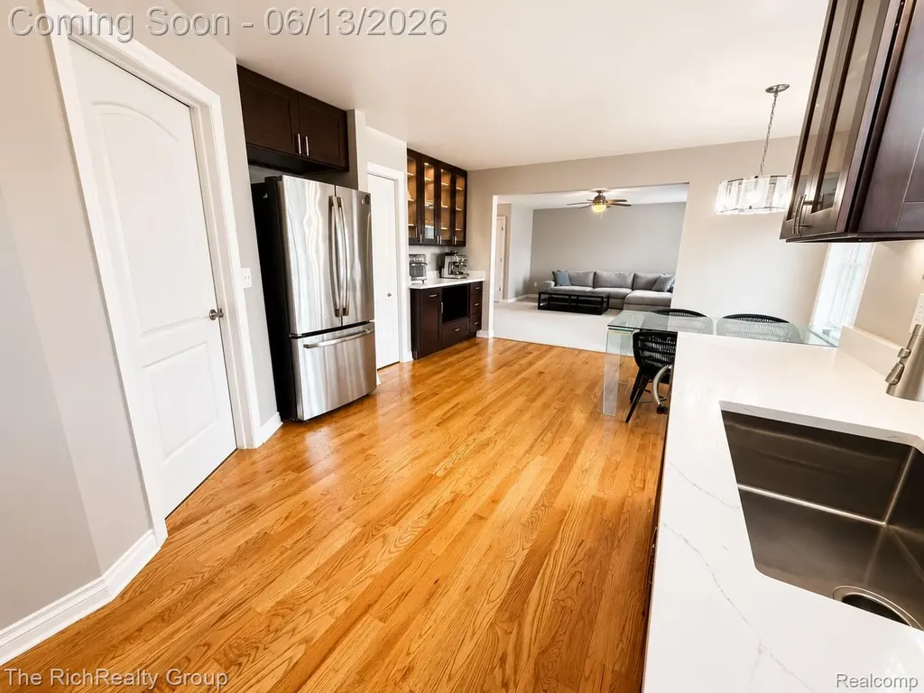 46127 Ashton Woods Court Canton Charter Township MI 48187