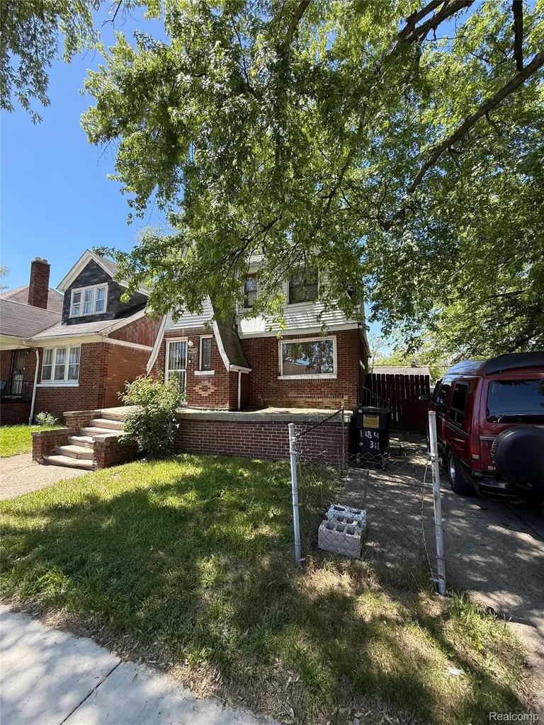 19335 Ryan Road Detroit City MI 48234