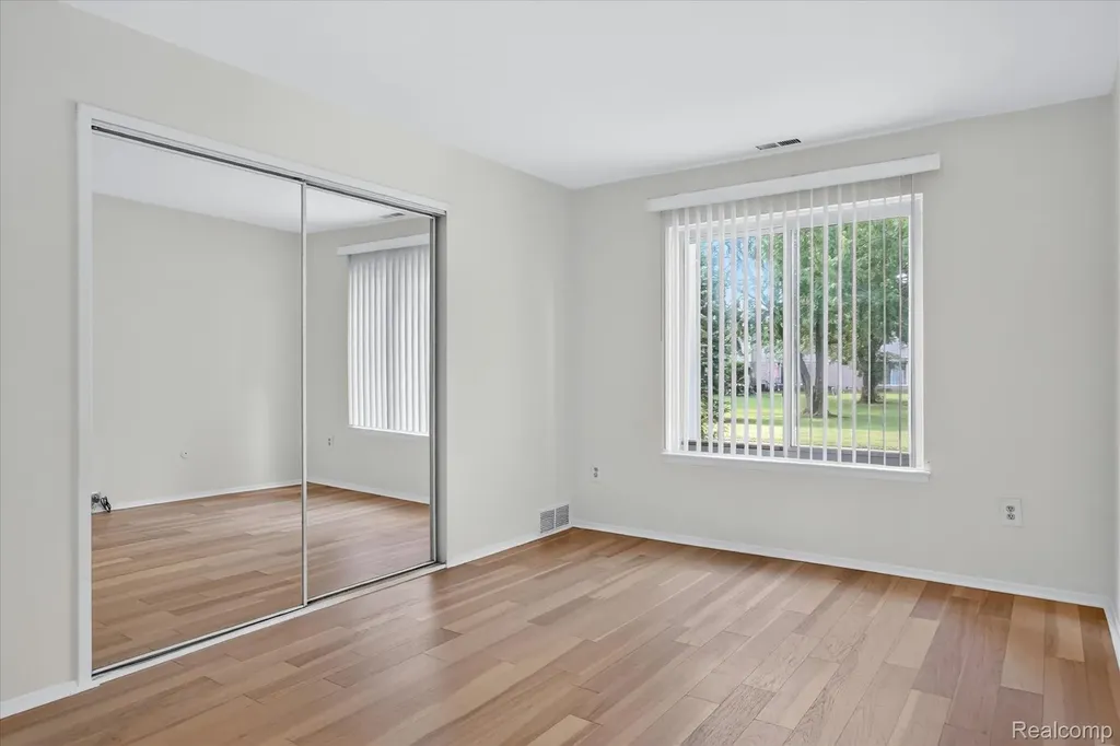 2037 E Franklin Drive Canton Charter Township MI 48187