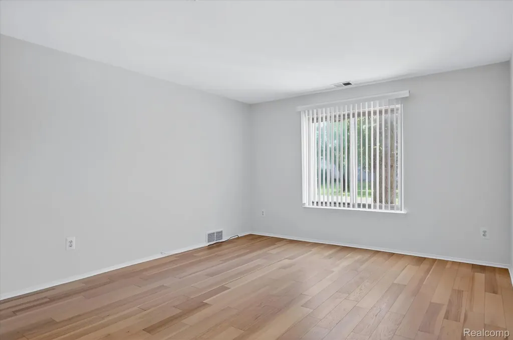 2037 E Franklin Drive Canton Charter Township MI 48187