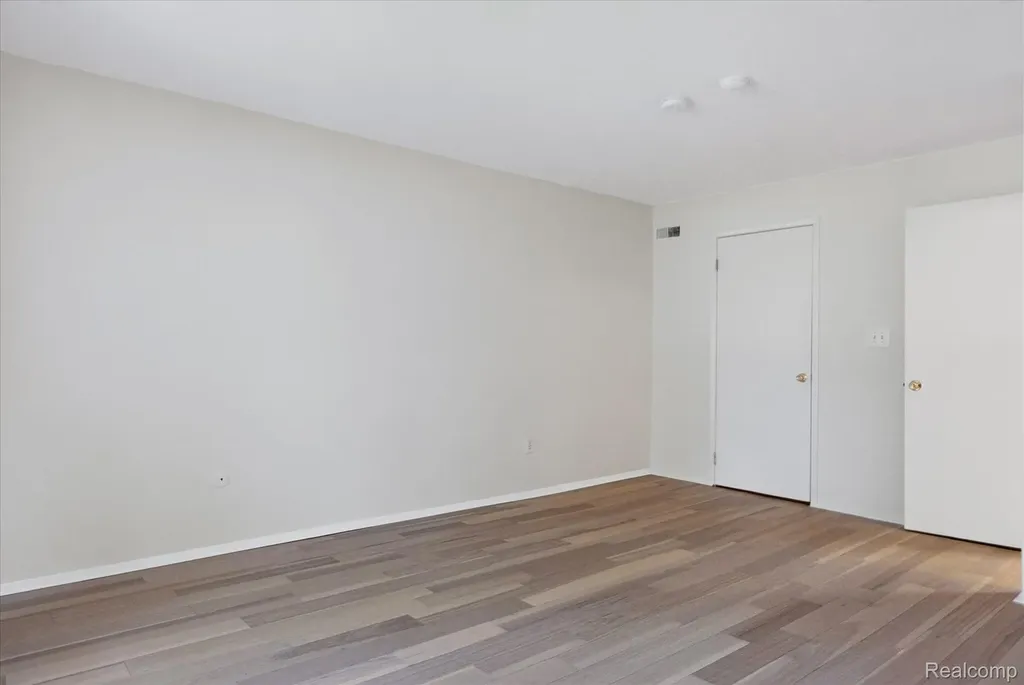 2037 E Franklin Drive Canton Charter Township MI 48187