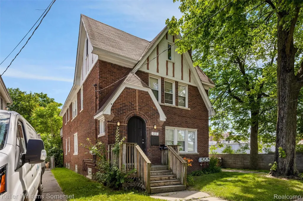 20 Thorpe Street Pontiac City MI 48341