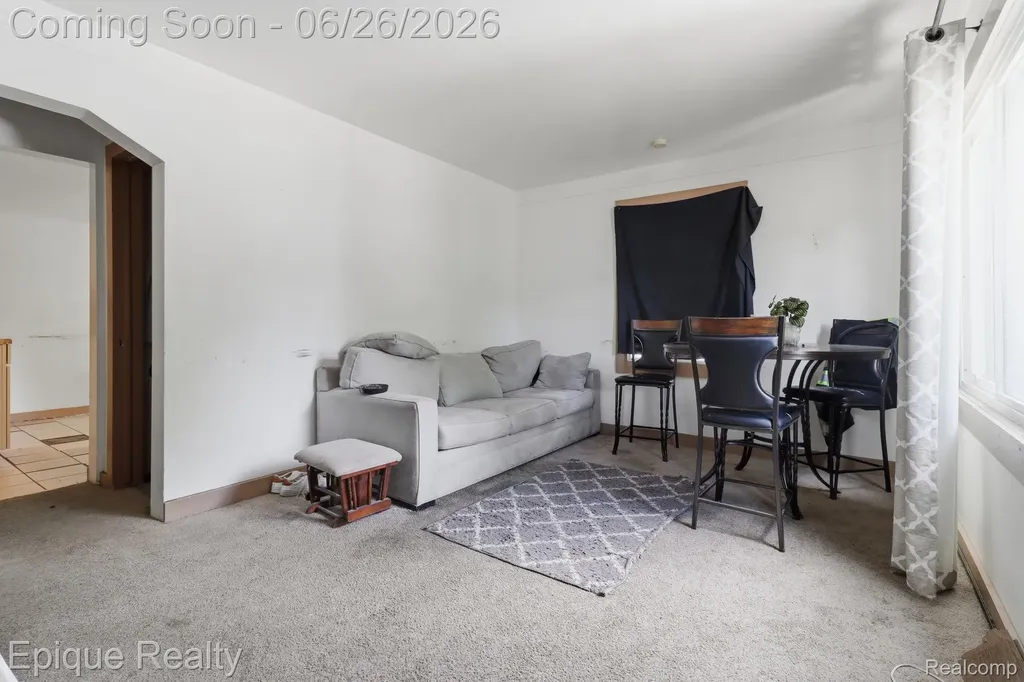 8240 Fielding Street Detroit City MI 48228