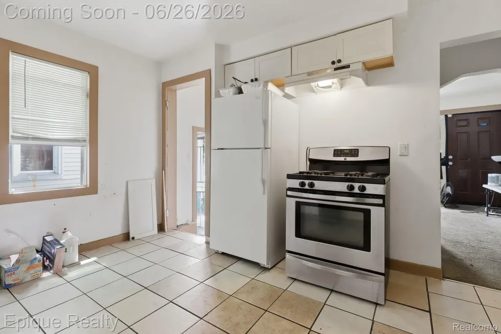 8240 Fielding Street Detroit City MI 48228