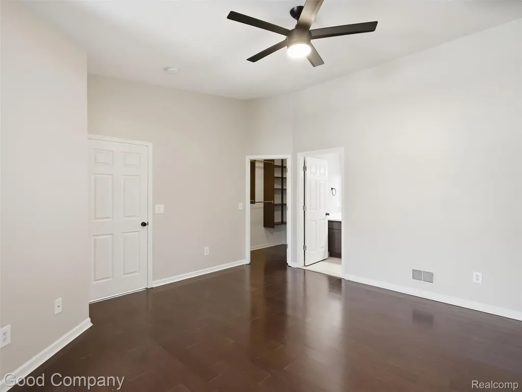 56612 Sunset Drive Shelby Charter Township MI 48316