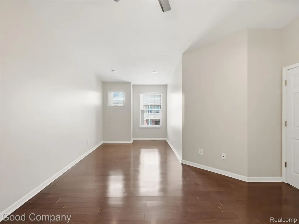 56612 Sunset Drive Shelby Charter Township MI 48316
