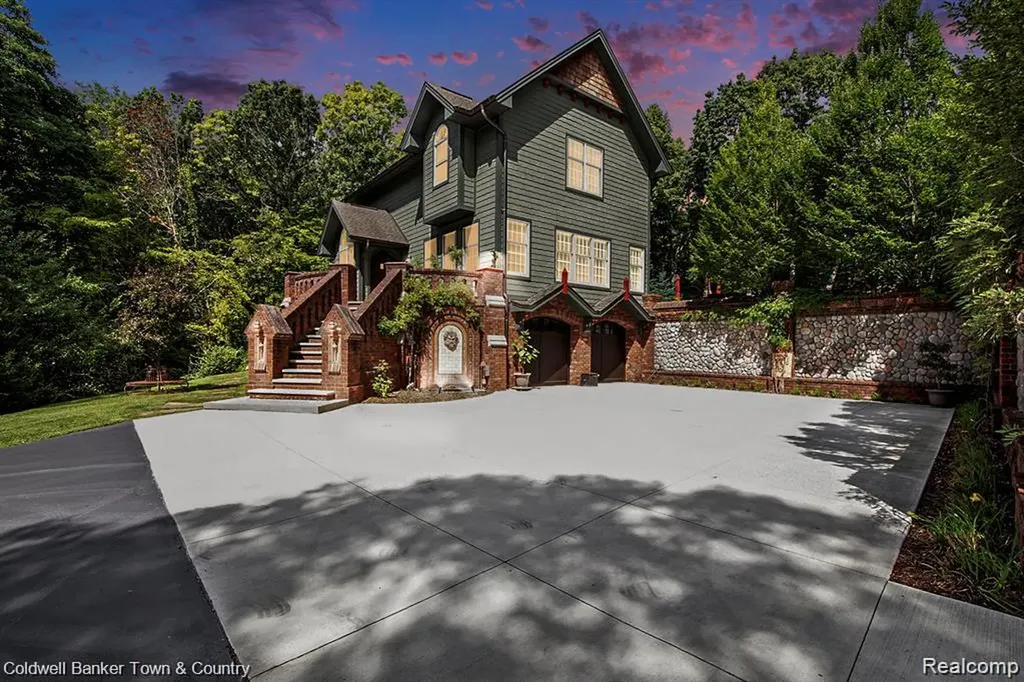 3534 Catherine Anne Lane Holly Township MI 48442