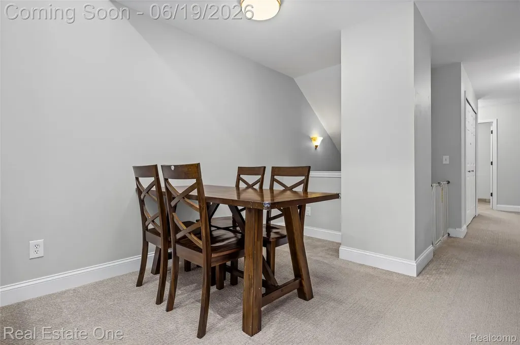 43354 Pendleton Circle Sterling Heights City MI 48313