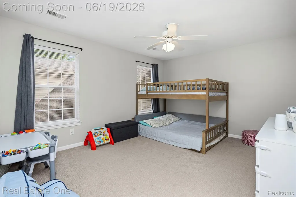 43354 Pendleton Circle Sterling Heights City MI 48313