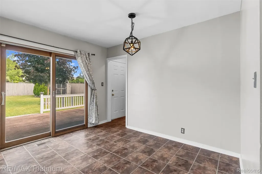 5354 Don Shenk Drive Swartz Creek City MI 48473