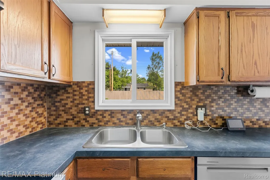 5354 Don Shenk Drive Swartz Creek City MI 48473