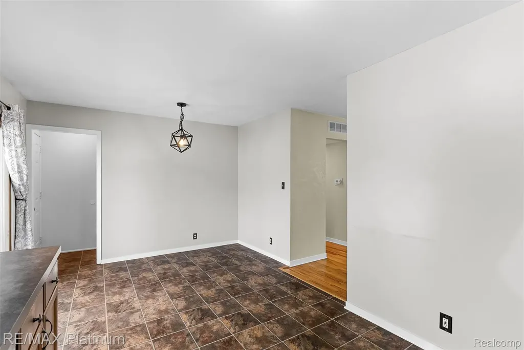 5354 Don Shenk Drive Swartz Creek City MI 48473