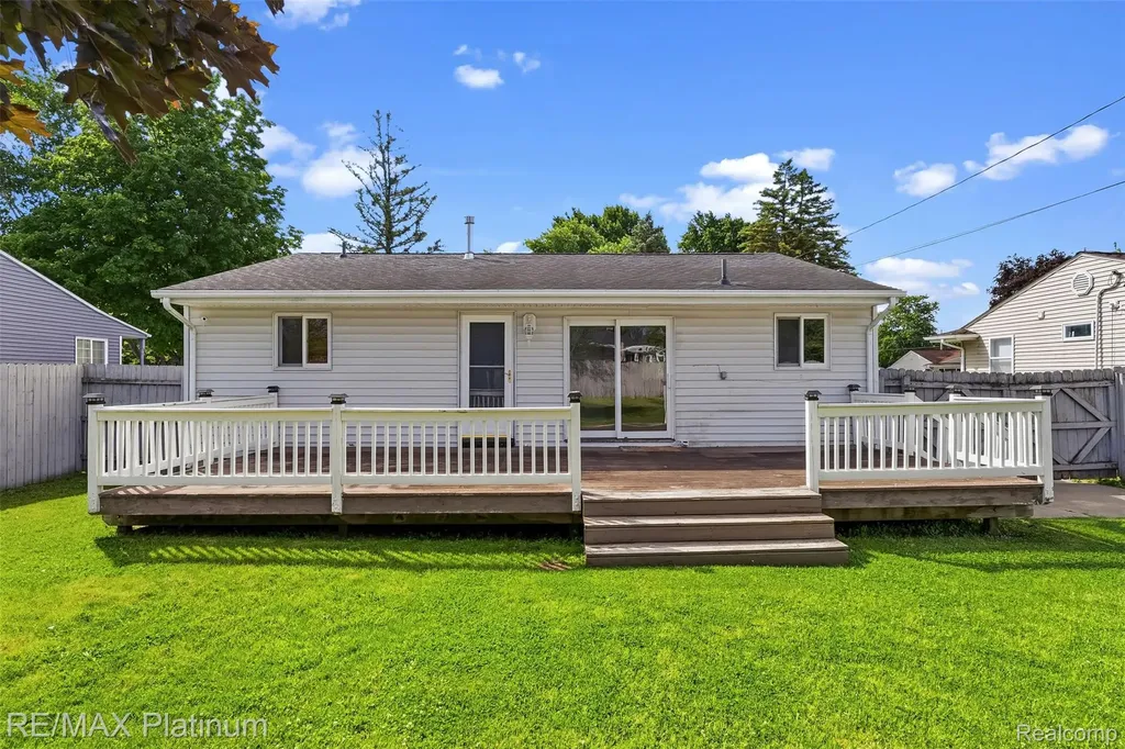 5354 Don Shenk Drive Swartz Creek City MI 48473