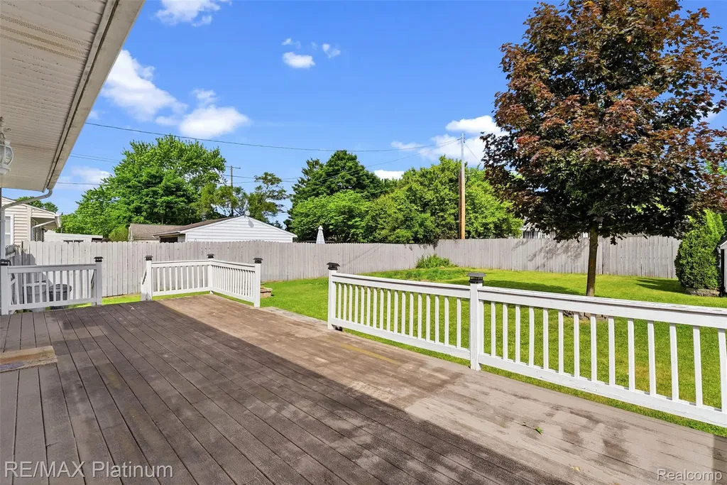 5354 Don Shenk Drive Swartz Creek City MI 48473