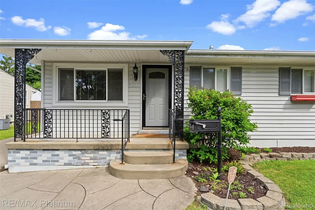 5354 Don Shenk Drive Swartz Creek City MI 48473