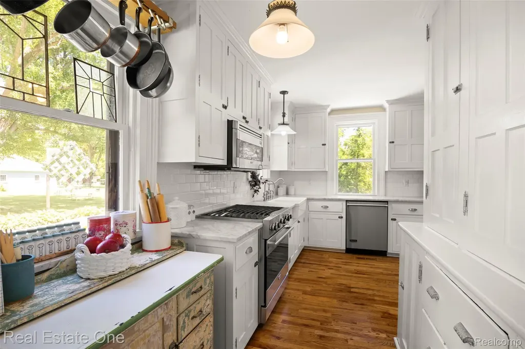 342 N Main Street Romeo Village MI 48065