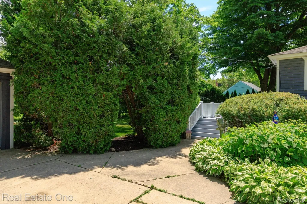 342 N Main Street Romeo Village MI 48065