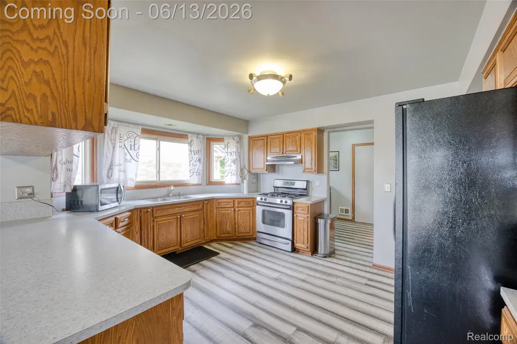 3259 Kirkton Drive Sterling Heights City MI 48310