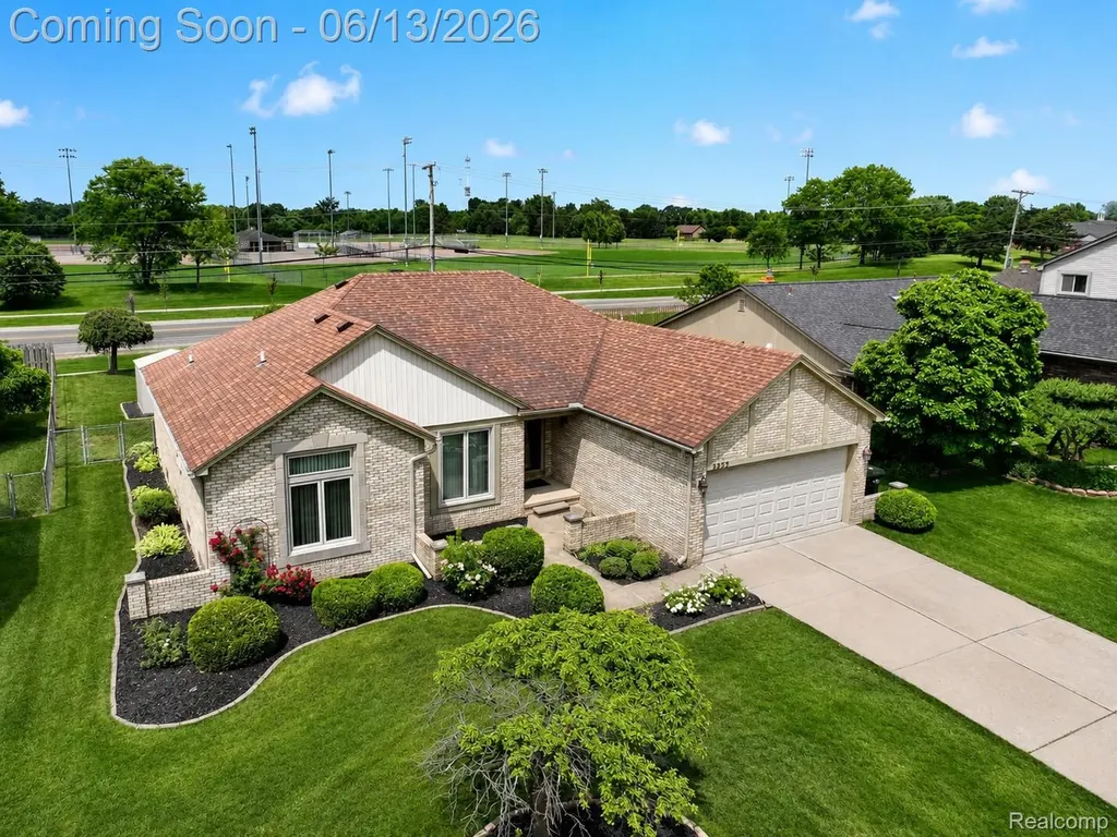 3259 Kirkton Drive Sterling Heights City MI 48310