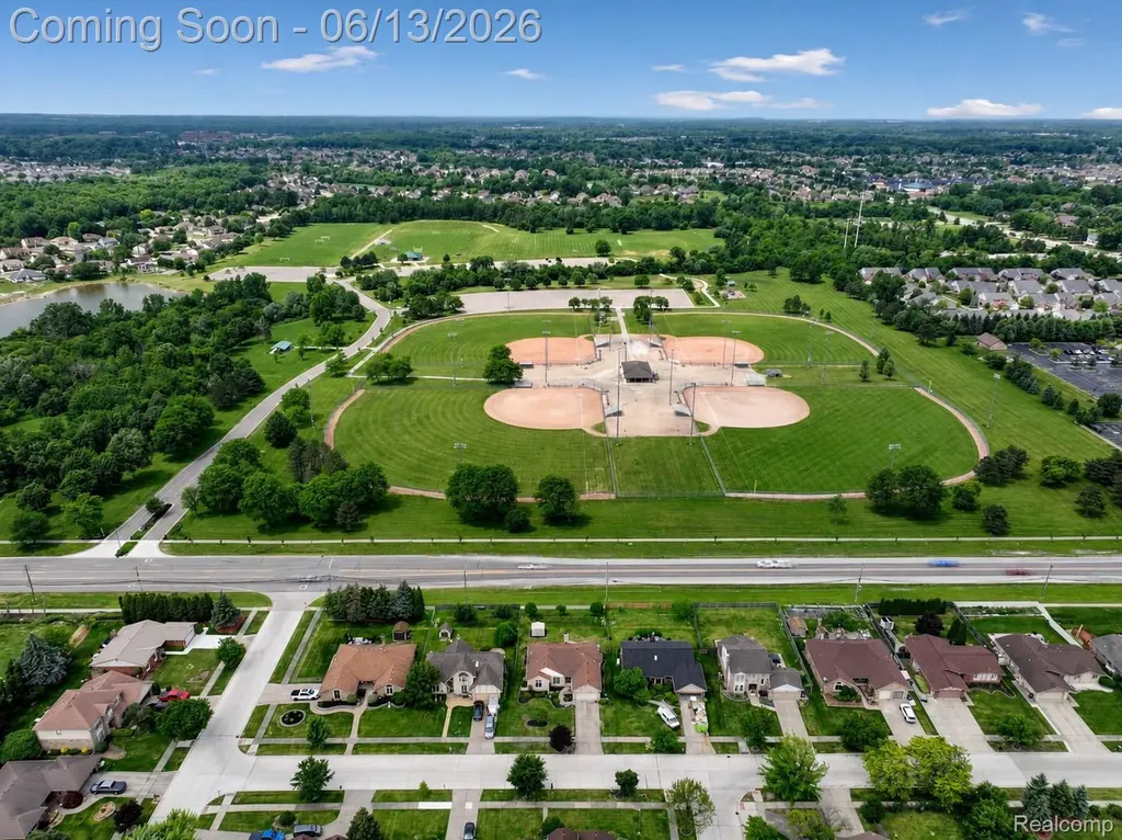 3259 Kirkton Drive Sterling Heights City MI 48310
