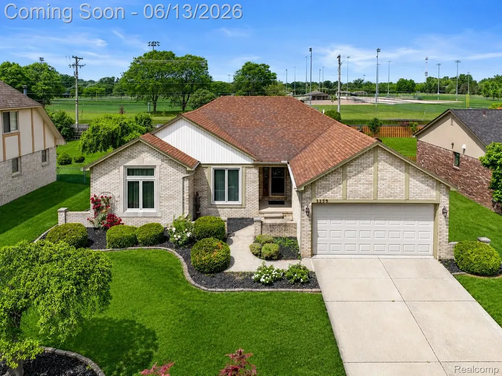 3259 Kirkton Drive Sterling Heights City MI 48310