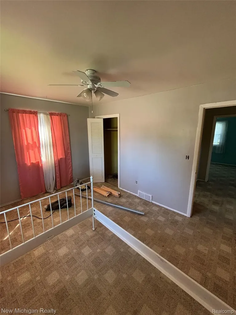 1828 Kennelworth Drive Port Huron City MI 48060