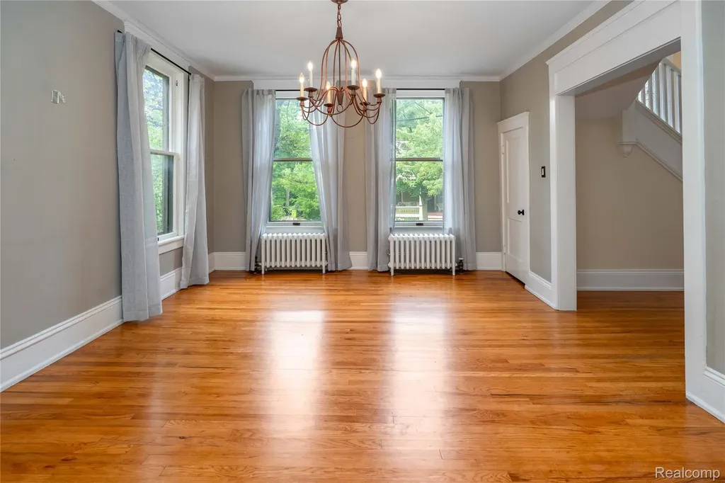 549 W Dunlap Street Northville City MI 48167