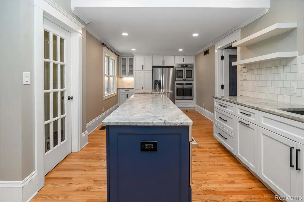 549 W Dunlap Street Northville City MI 48167