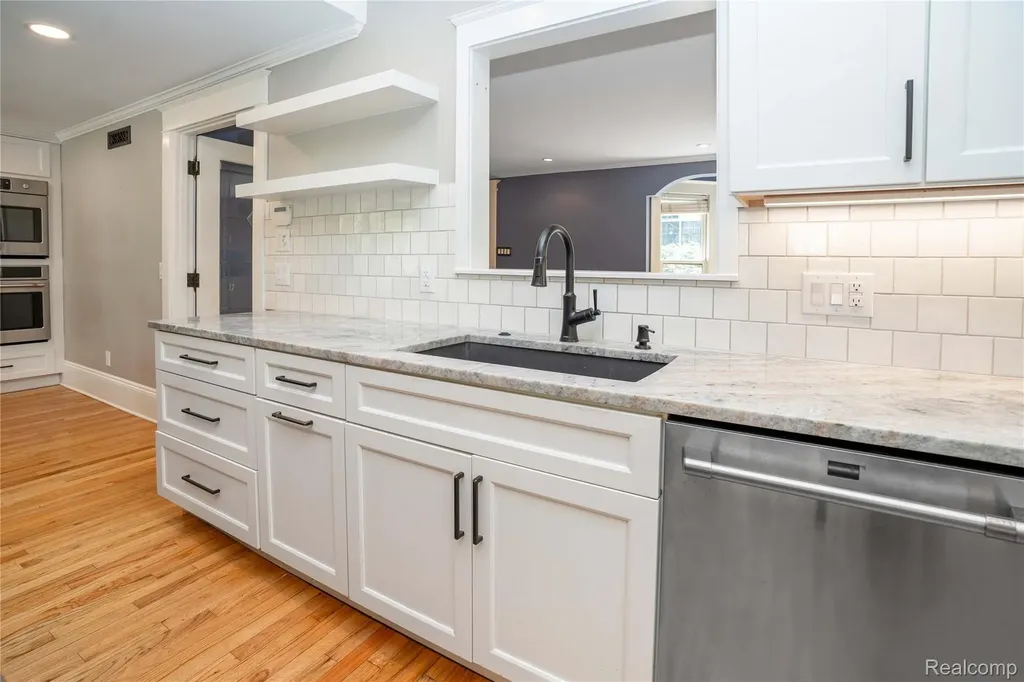 549 W Dunlap Street Northville City MI 48167