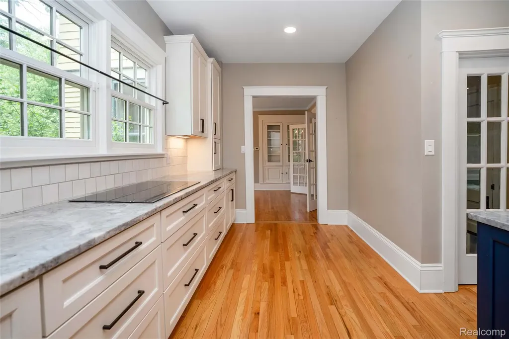 549 W Dunlap Street Northville City MI 48167